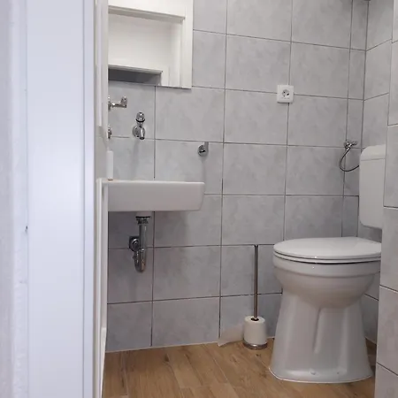 Hotel Marka I Pere *